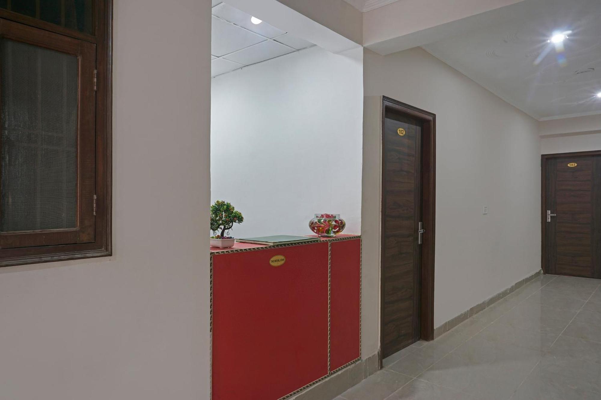 OYO 37169 Hotel Quadis Noida Exterior foto